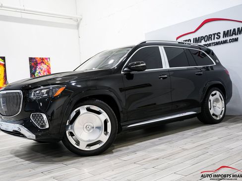 Used 2024 Mercedes-Benz Maybach GLS 600 4MATIC image 4
