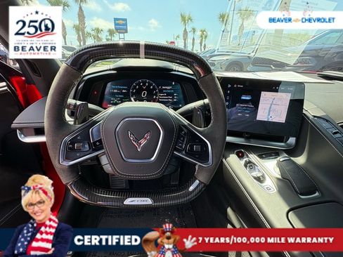Used 2025 Chevrolet Corvette Z06 RWD image 15