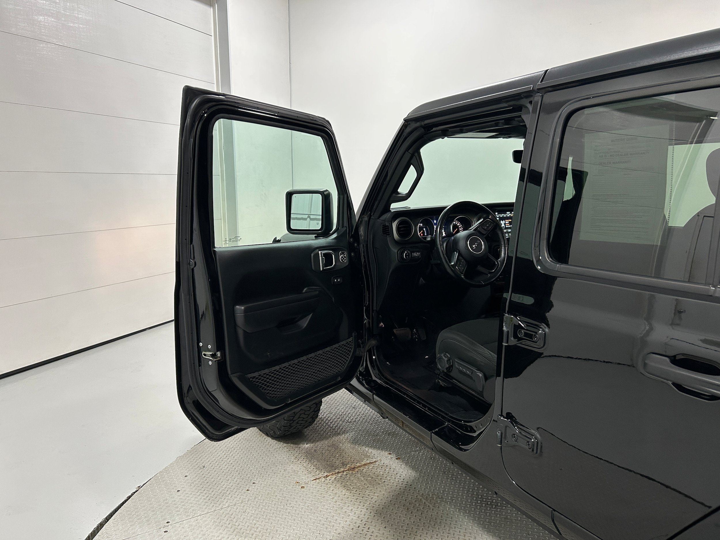 Used 2021 Jeep Gladiator Sport AWD/4WD image 25