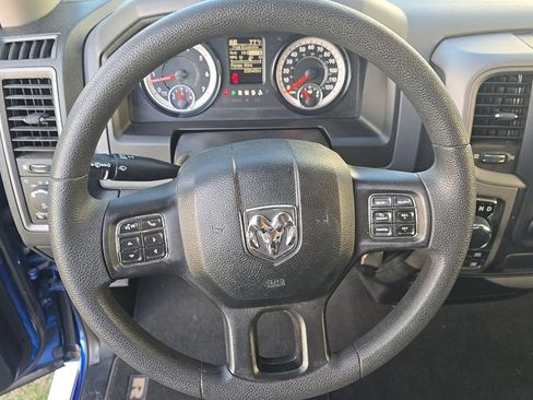 Used 2018 RAM 1500 Express w/ Express Value Package AWD/4WD image 13