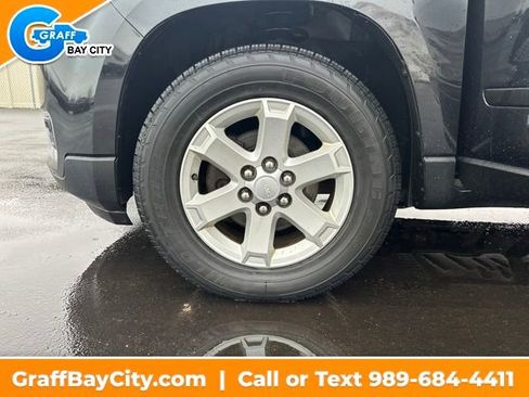 Used 2014 GMC Acadia SLE image 25