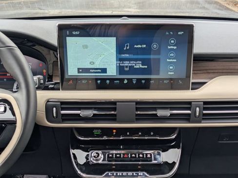 New 2026 Lincoln Corsair Reserve w/ Jet Appearance Package image 15