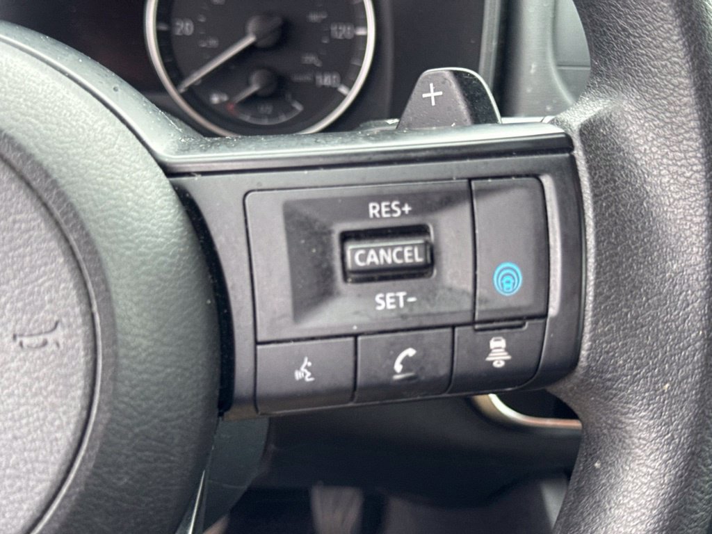 Used 2024 Nissan Rogue SV AWD/4WD image 22