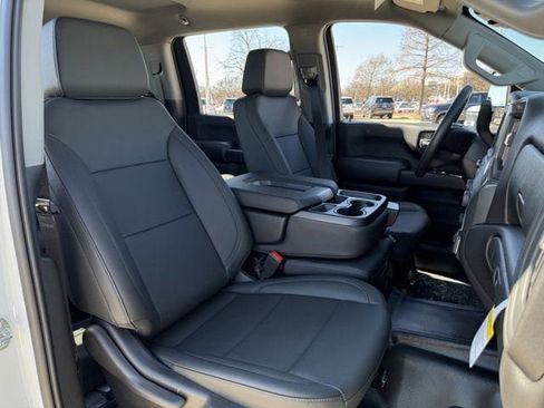 New 2026 Chevrolet Silverado 3500 W/T image 25