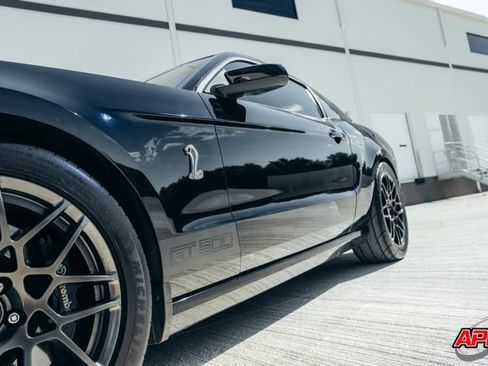 Used 2013 Ford Mustang Shelby GT500 RWD image 25