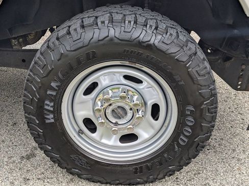 Used 2020 Ford F250 XL w/ Power Equipment Group AWD/4WD image 17