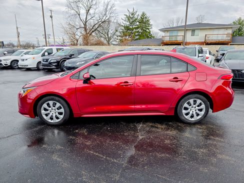 Used 2023 Toyota Corolla LE image 8