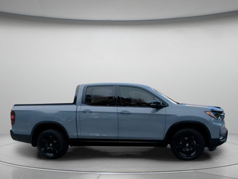 Used 2024 Honda Ridgeline Black Edition image 33