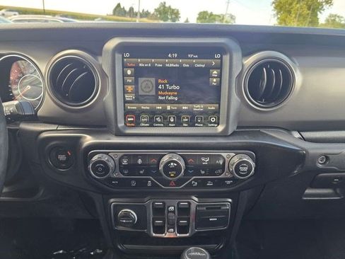 Used 2021 Jeep Gladiator Sport AWD/4WD image 25