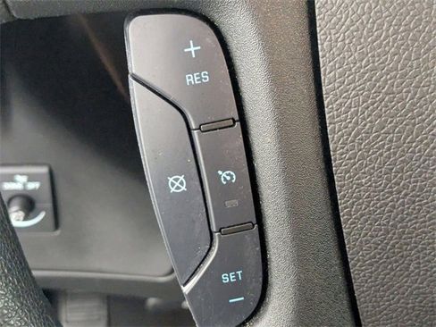 Used 2024 GMC Savana 2500 w/ Driver Convenience Package image 16