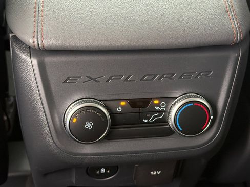 New 2026 Ford Explorer Active w/ Active Comfort Package RWD image 14