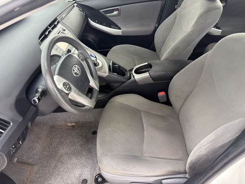 Used 2015 Toyota Prius Three FWD image 5