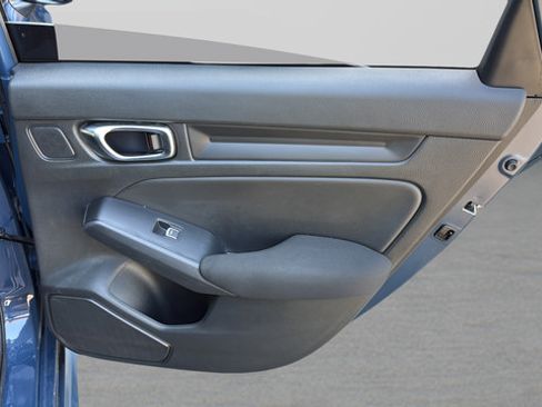 Used 2025 Honda Civic Sport image 28