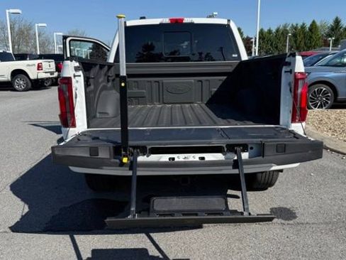 Used 2024 Ford F150 Platinum w/ FX4 Off-Road Package AWD/4WD image 33