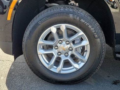 New 2026 Chevrolet Tahoe LT image 24