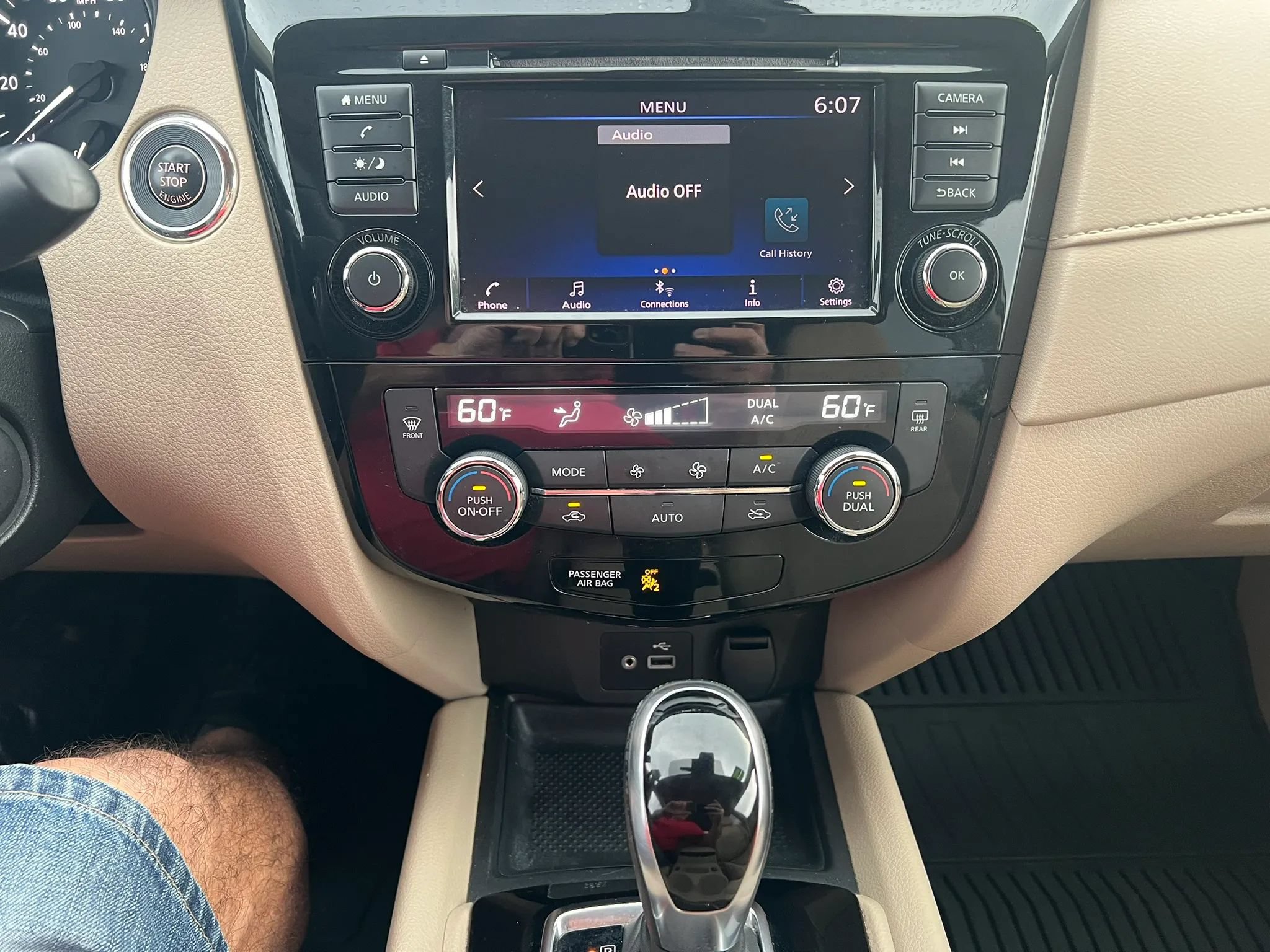 Used 2019 Nissan Rogue SV FWD image 10