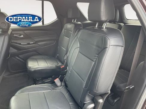 Used 2023 Chevrolet Traverse LT AWD/4WD image 17