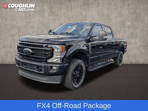 Used 2022 Ford F250 XLT w/ Black Appearance Package AWD/4WD image 4