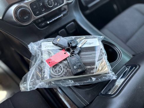 Used 2016 Chevrolet Tahoe LS AWD/4WD image 44