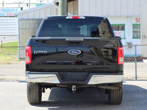 Used 2016 Ford F150 XLT w/ Trailer Tow Package image 7