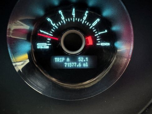 Used 2013 Ford Mustang GT image 30