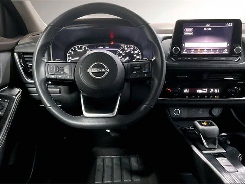 Used 2023 Nissan Rogue SV w/ SV Premium Package image 8