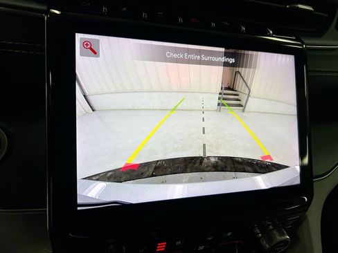 Used 2021 Jeep Grand Cherokee L Overland image 16