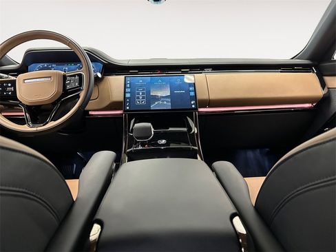 Used 2025 Land Rover Range Rover Sport Autobiography image 11