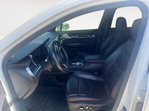 Used 2020 Cadillac XT6 Premium Luxury AWD/4WD image 9