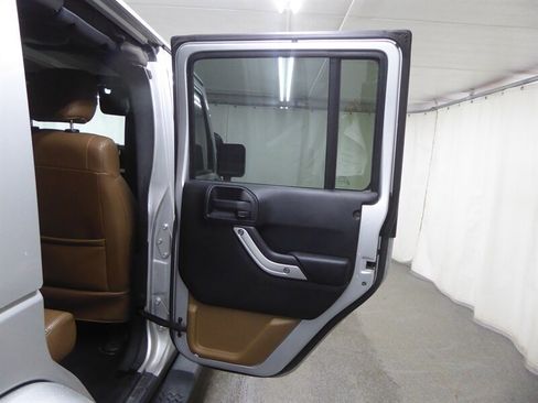 Used 2011 Jeep Wrangler Unlimited Sahara w/ Dual Top Group image 30