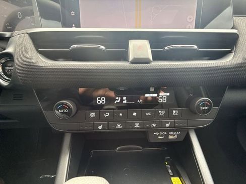 New 2026 Subaru Outback Limited AWD/4WD image 19