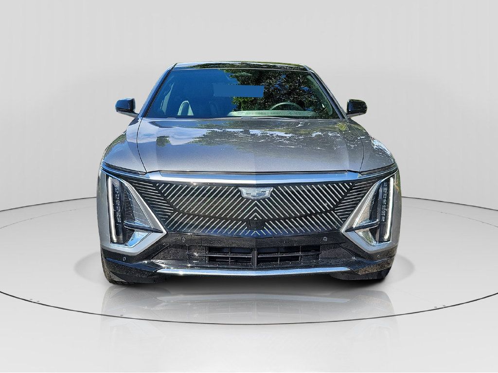 Used 2024 Cadillac Lyriq Tech RWD image 2