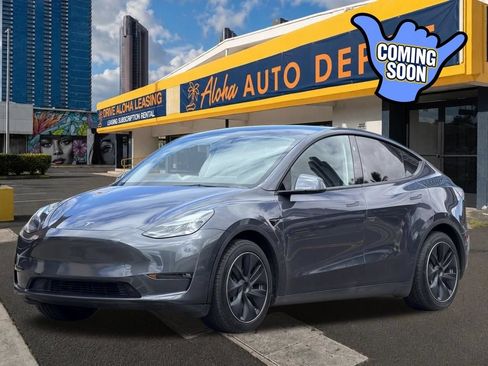 Used 2023 Tesla Model Y Long Range AWD/4WD image 1