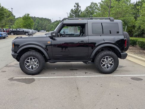 Used 2024 Ford Bronco Badlands AWD/4WD image 7