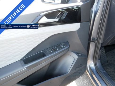 Certified 2024 Volkswagen Taos S AWD/4WD image 17