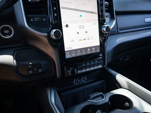 New 2026 RAM 2500 Big Horn AWD/4WD image 25