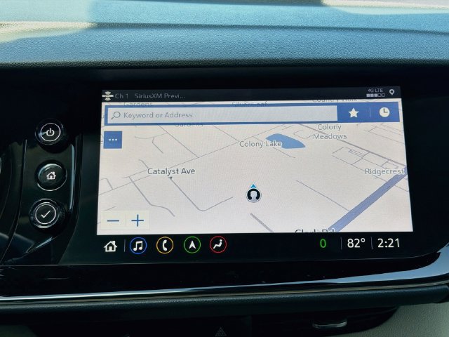 Used 2022 Buick Envision Avenir w/ Technology Package II FWD image 33