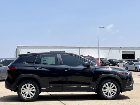 New 2026 Toyota Corolla Cross L FWD image 3