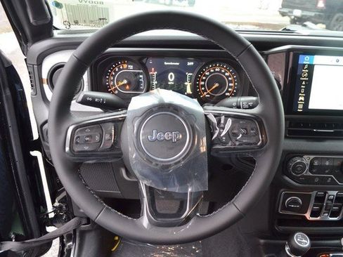 New 2026 Jeep Gladiator Sport image 16