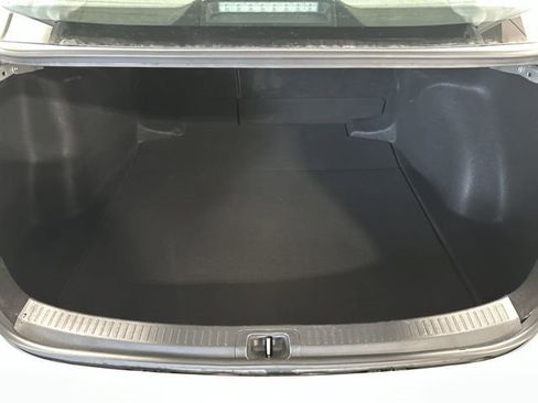 Used 2022 Toyota Corolla LE image 23