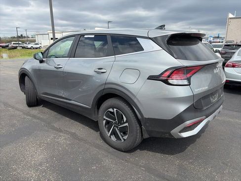 Certified 2024 Kia Sportage LX image 8