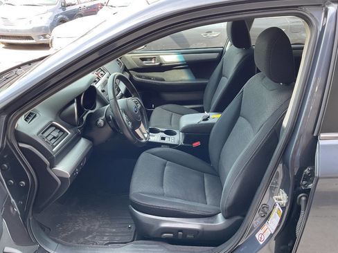 Used 2017 Subaru Outback 2.5i Premium image 13