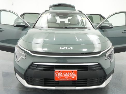 Used 2023 Kia Niro EX FWD image 26