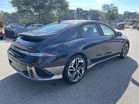 Used 2024 Hyundai Ioniq 6 SEL image 32