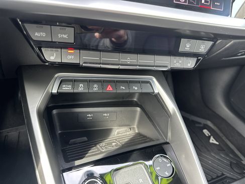 Used 2023 Audi A3 2.0T Premium w/ Convenience Package image 19