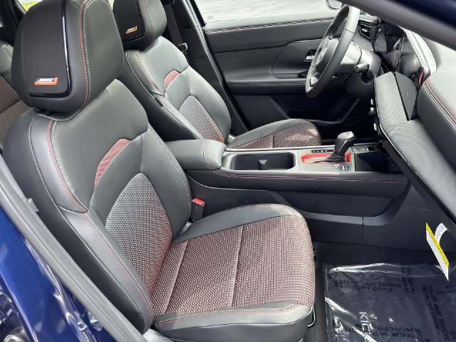 New 2026 Nissan Kicks SR w/ SR Premium Package AWD/4WD image 24