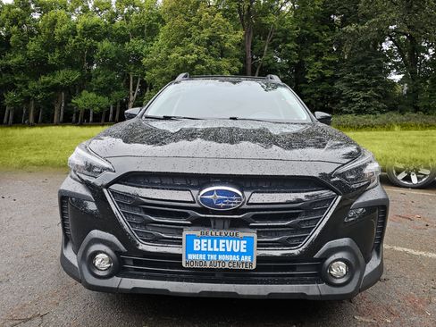 Used 2024 Subaru Outback Onyx Edition image 2