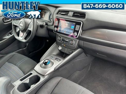 Used 2023 Nissan Leaf S image 8