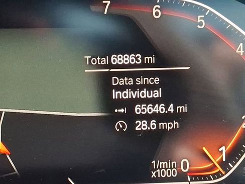 Used 2019 BMW X5 xDrive40i w/ Luxury Seating Package image 23