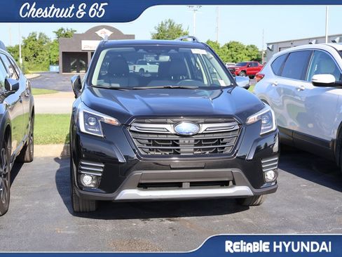 Used 2023 Subaru Forester Touring AWD/4WD image 5